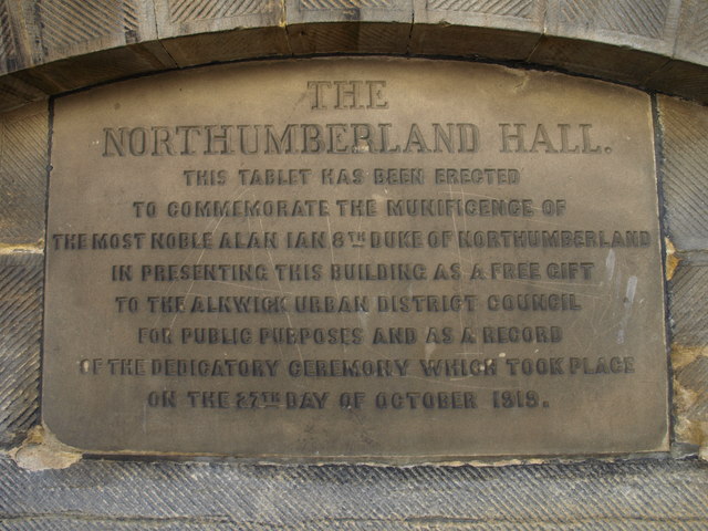 Northumberland Hall Alnwick geograph.org .uk 777523