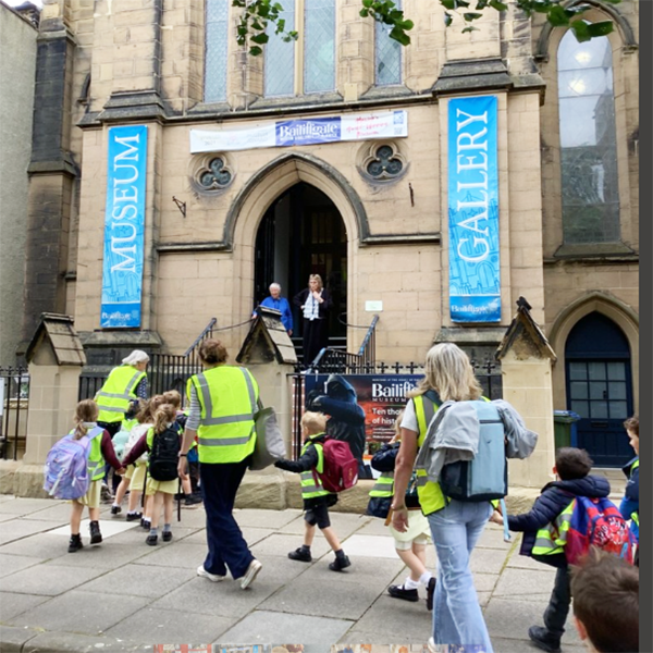 School Arriving