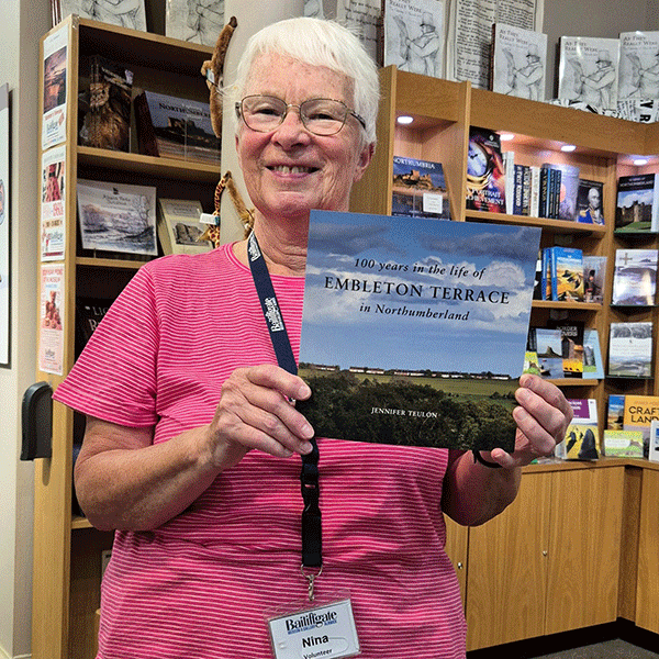 book of the month August Nina